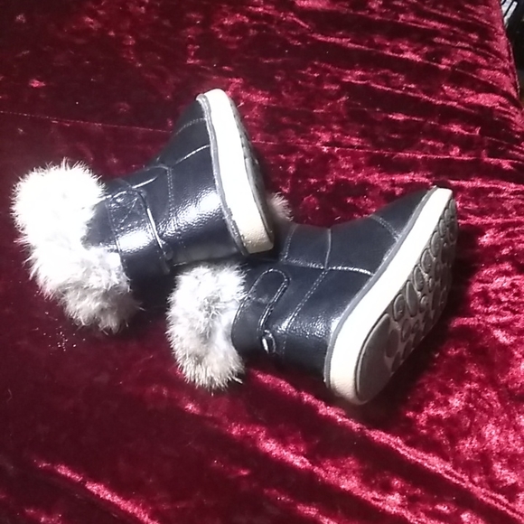 Comfy kids fur boot size 7 - Picture 8 of 11